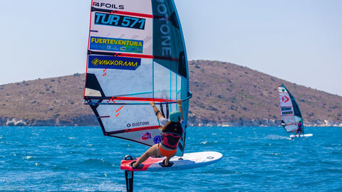 We are welcoming Elif Ercan to the F4 Windsurf Team!